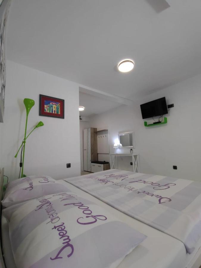 Studio Apartman & Rooms No1 Zadar Bagian luar foto
