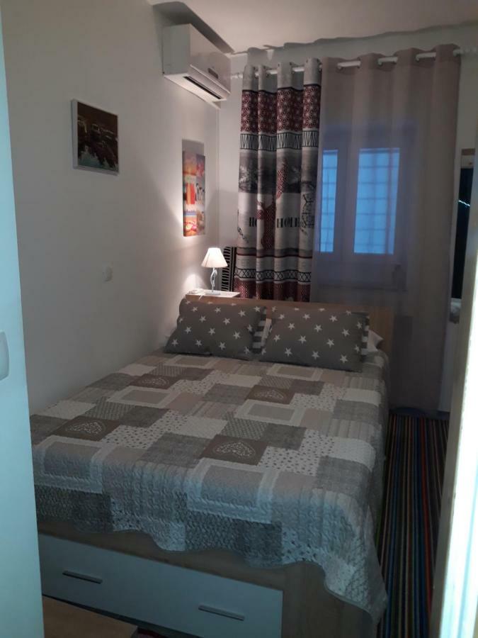 Studio Apartman & Rooms No1 Zadar Bagian luar foto