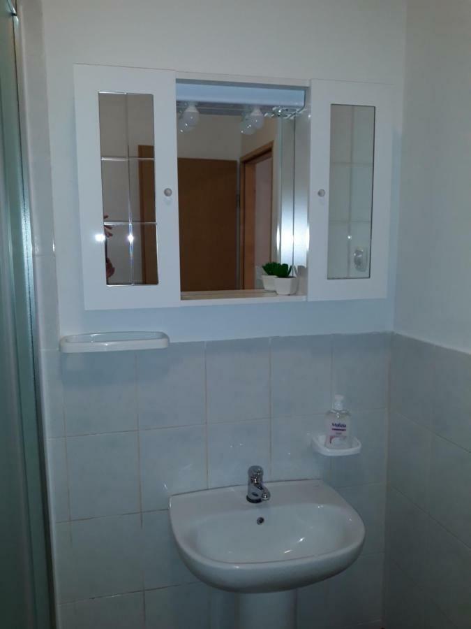 Studio Apartman & Rooms No1 Zadar Bagian luar foto